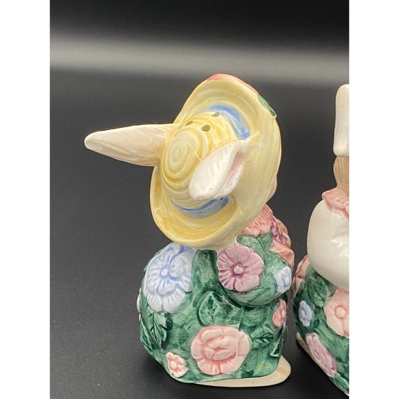 Fitz and Floyd Bunny Salt and Pepper Shaker Set Bloomers Collection 1991 Easter - Picture 7 of 10